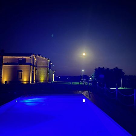 Agriturismo Nido Delle Rondini Macerata Luaran gambar