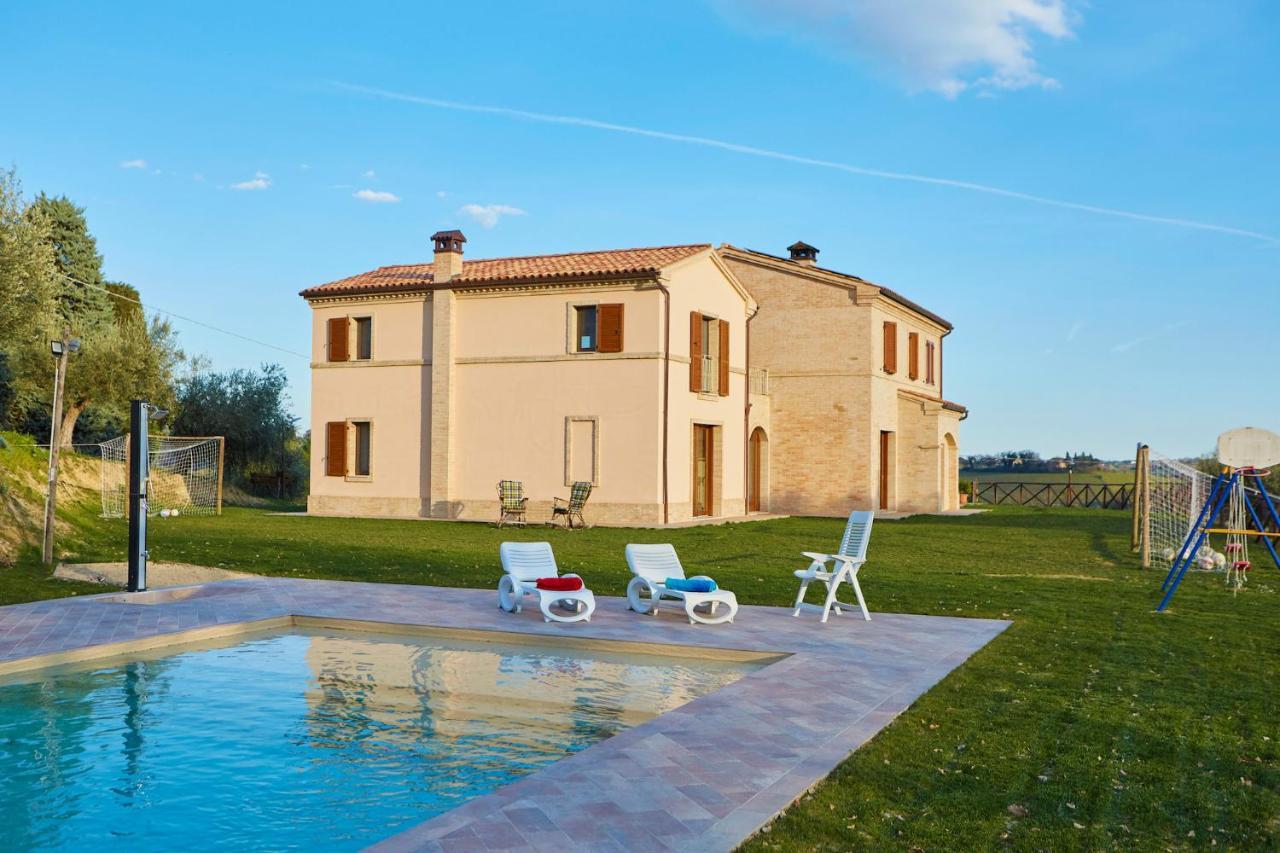 Agriturismo Nido Delle Rondini Macerata Luaran gambar