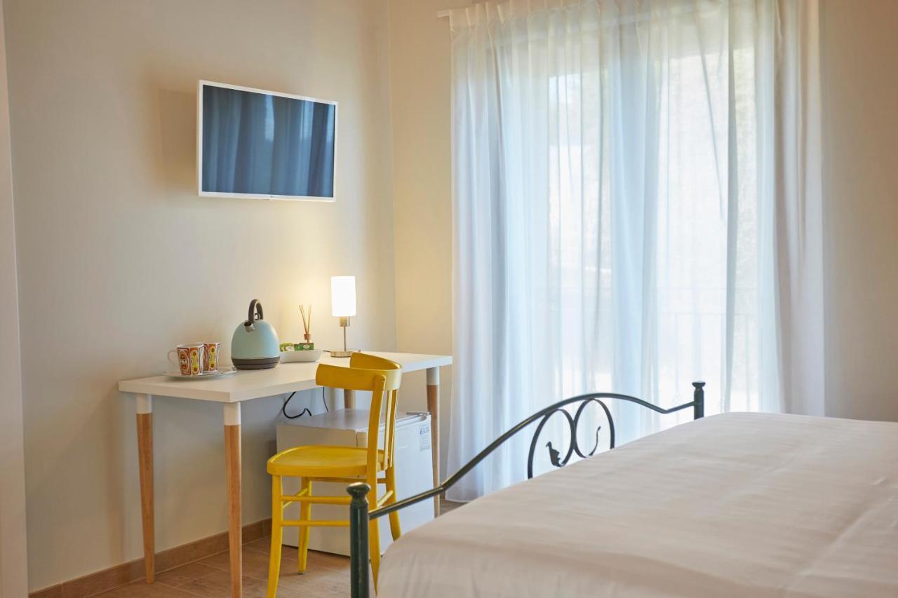 Agriturismo Nido Delle Rondini Macerata Luaran gambar